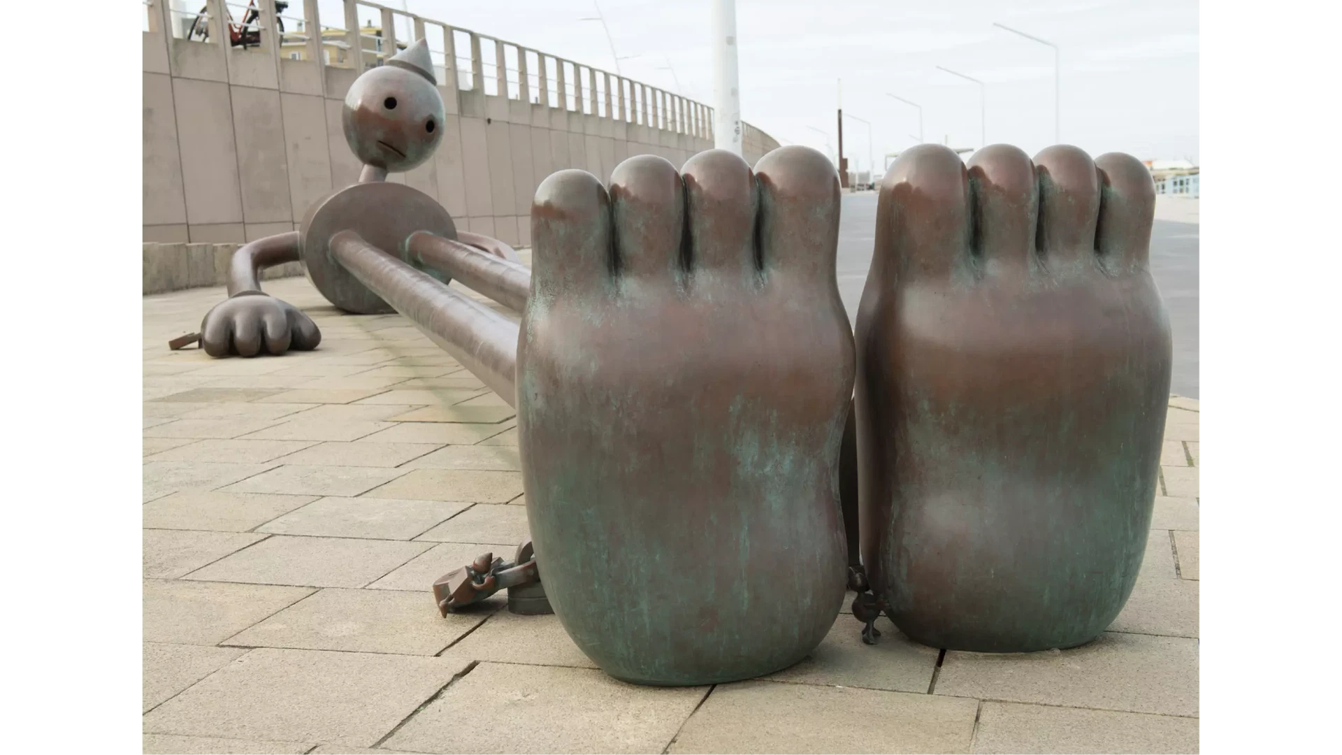 Tom Otterness - Gulliver