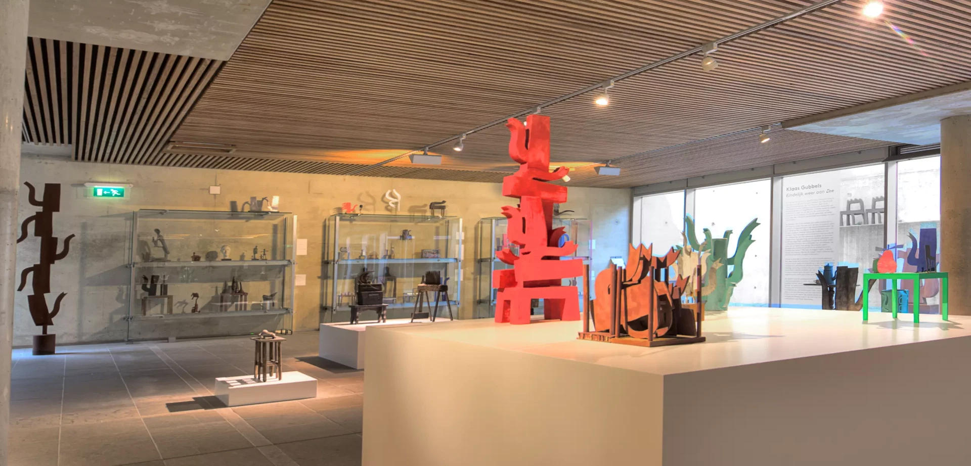 Zaaloverzicht Klaas Gubbels - Weer aan Zee