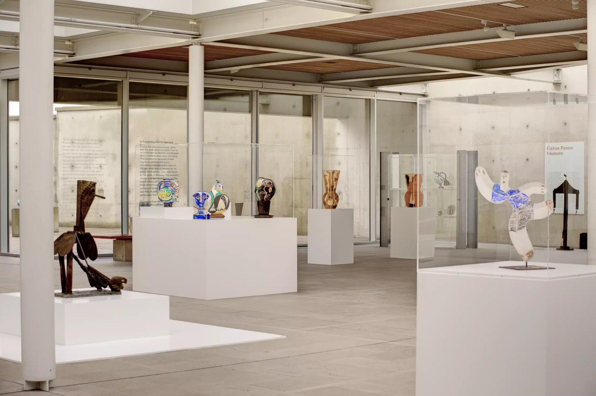 Room Overview Picasso - Ceramics & Sculpture